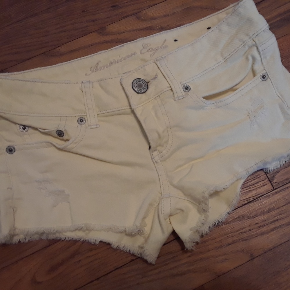 American Eagle destroyed shorts size 00